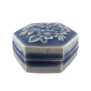 جعبه انگشتر طرح گل مدل gz99060