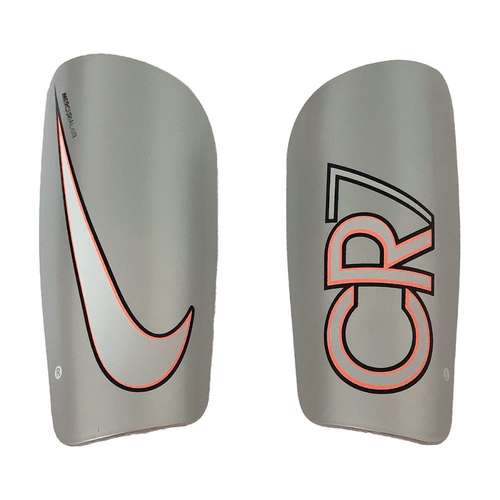 ساق بند فوتبال  مدل CR7