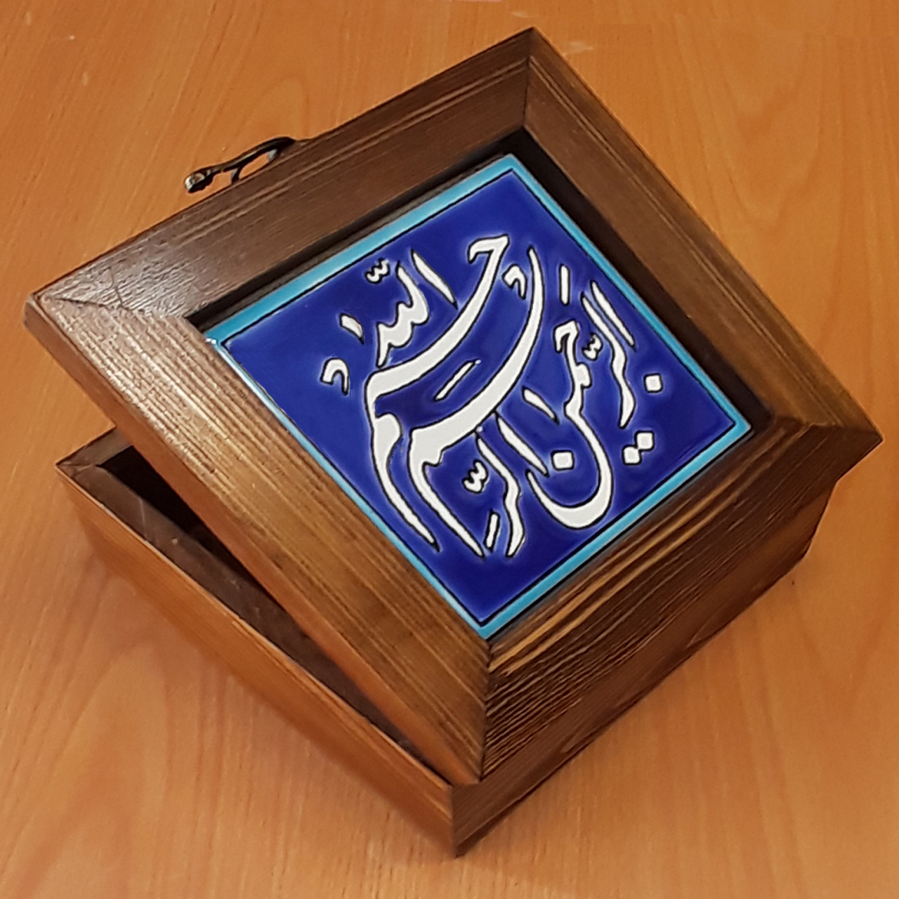 جعبه کاشی کاری طرح بسم الله کد 0186