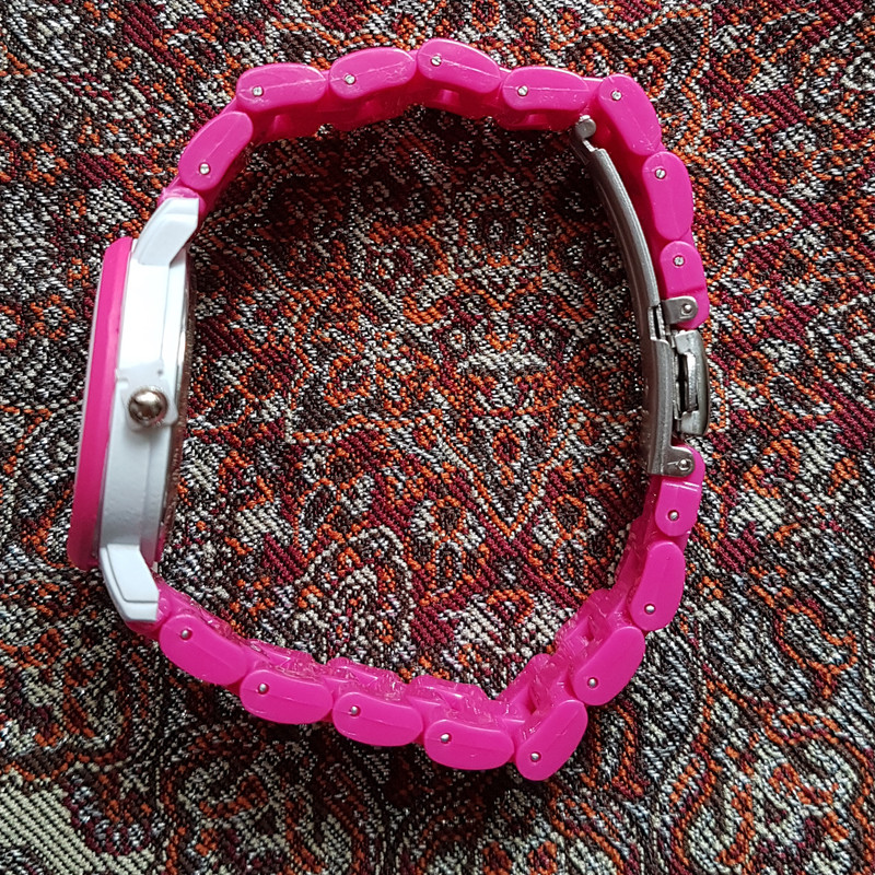 ساعت مچی عقربه ای دخترانه کد Sks1