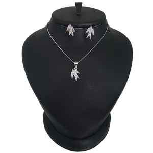  نیم ست نقره زنانه ترمه 1 طرح پرستو کد NS-1032