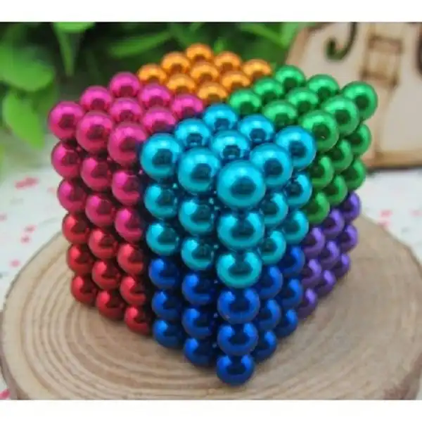 آهن ربا مدل کروی بسته 216 عددی