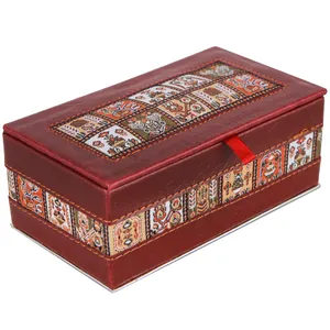 جعبه هدیه چرمی طرح خشتی کد 191041