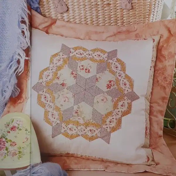 مجله Patchwork and Crafts to Create ژانويه 2020