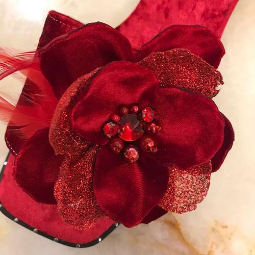 صندل زنانه طرح گل کد ۱۲۴