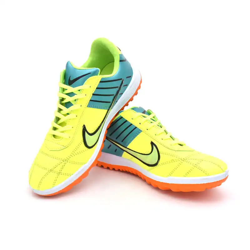 کفش فوتبال مردانه کد K101