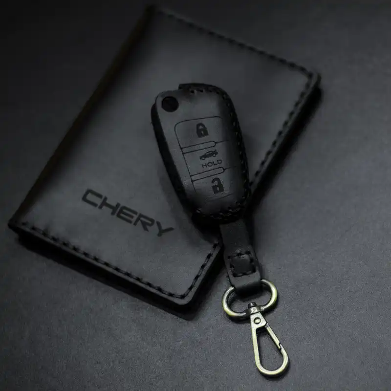 ست هدیه چرمینه اسپرت طرح چری کد 53027-T3K