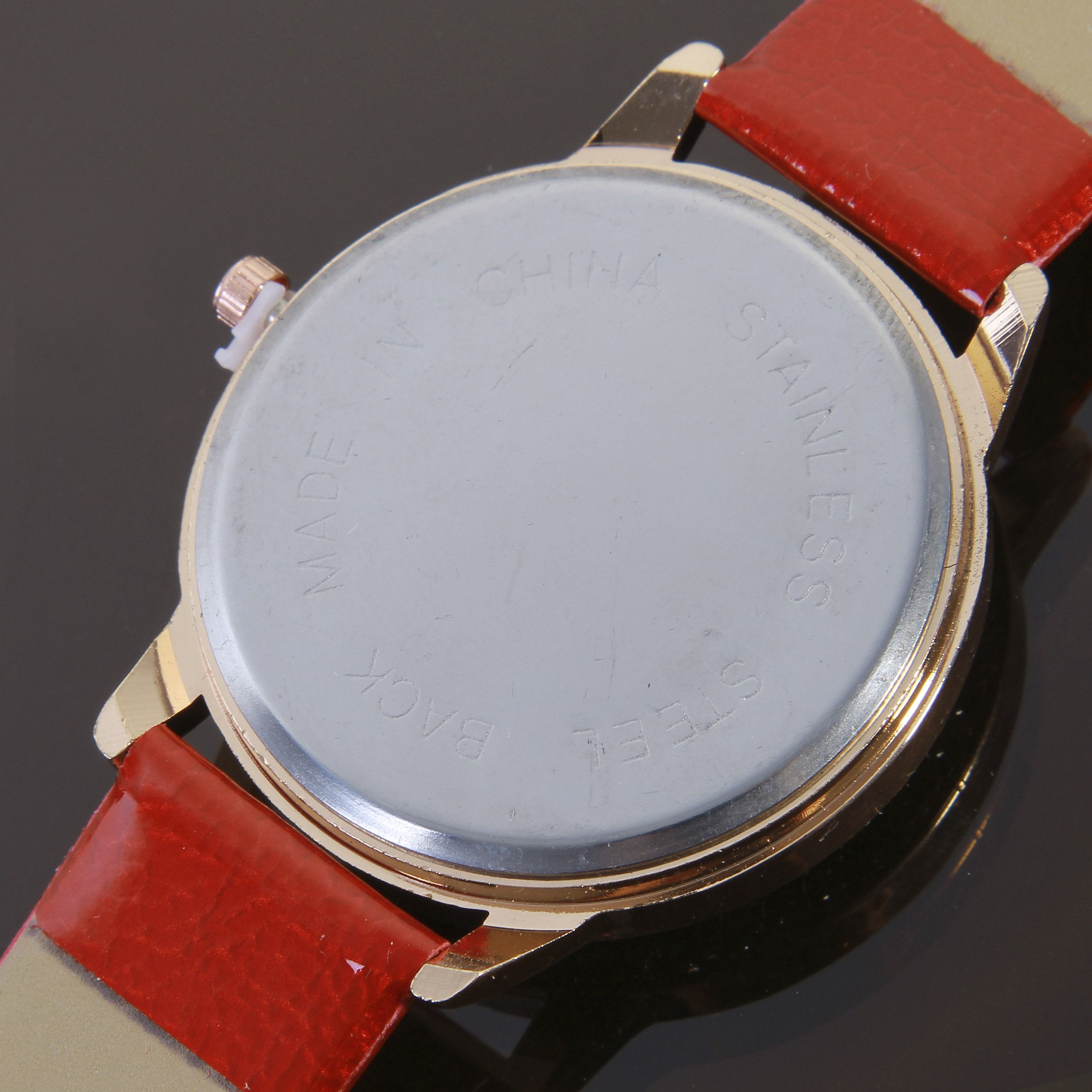  ساعت مچی عقربه ای زنانه کد WHW-098