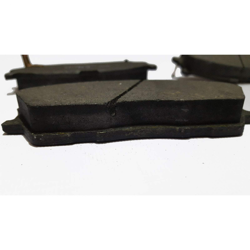 لنت ترمز جلو چنس مدل CH-25210 مناسب برای تیبا لنت ترمز جلو چنس مدل CH-25210 مناسب برای تیبا