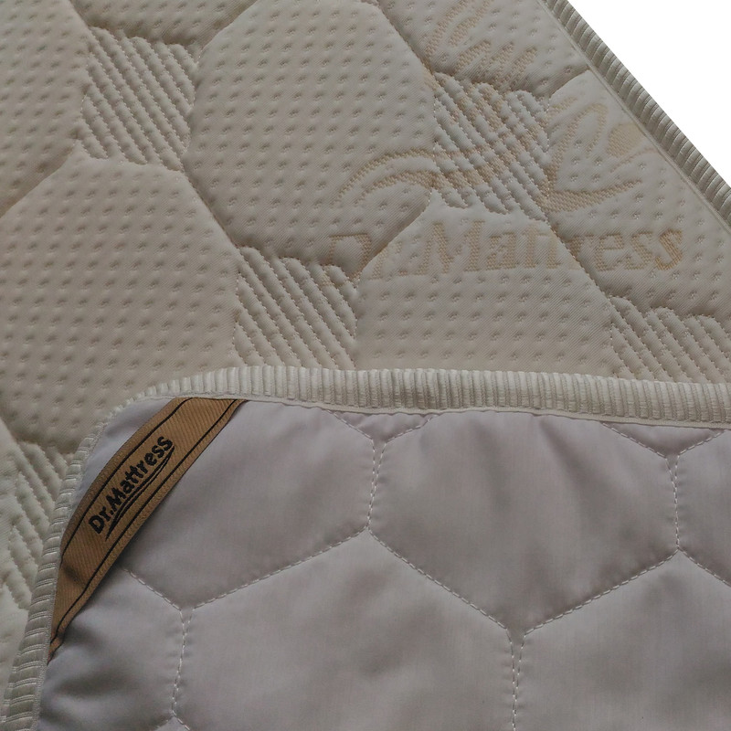 تشک نوزاد دکتر مترز مدل T تک نفره سایز 90x50 سانتیمتر به همراه محافظ تشک