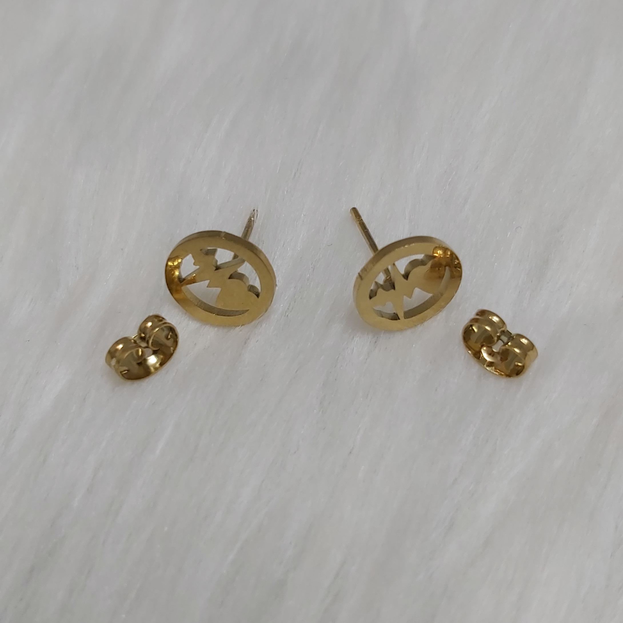 گوشواره زنانه مدل میخی طرح ضربان قلب کد beat112