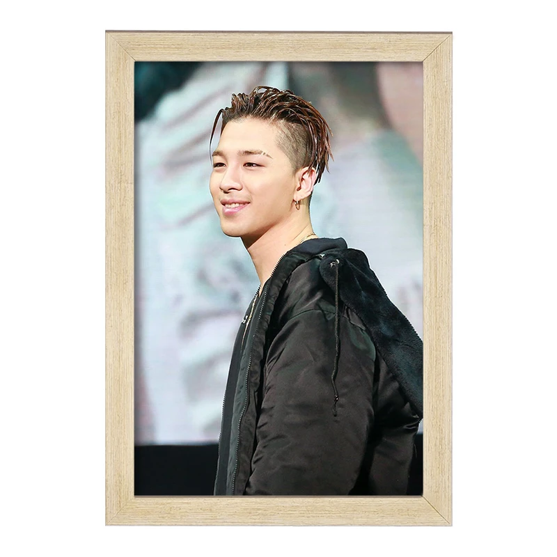 تابلو خندالو مدل ته یانگ گروه بیگ بنگ BIGBANG  کد 12578