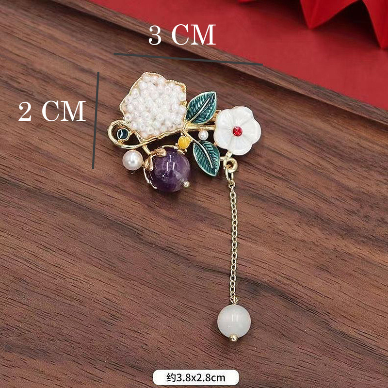 گل سینه زنانه مدل مینا ایتالیایی کد 00708 گل سینه زنانه مدل مینا ایتالیایی کد 00708