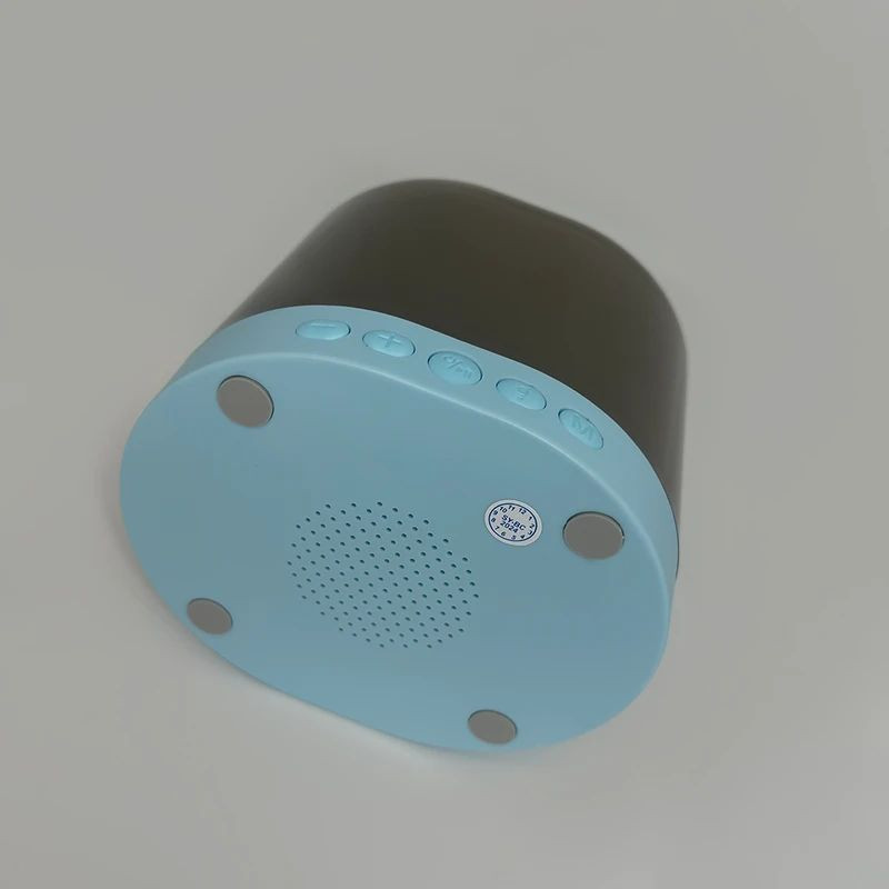 اسپیکر بلوتوثی قابل حمل مدل K52 به همراه میکروفون بی سیم