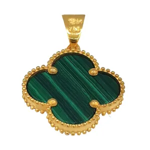 آویز گردنبند طلا 18 عیار زنانه مدل ونکلیف رنگ سبز