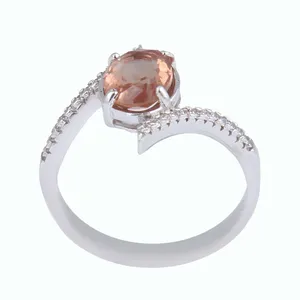 انگشتر نقره زنانه بازرگانی میلادی مدل سنگ اونیکس کد AWR_1030