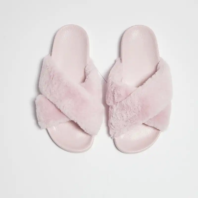 دمپایی زنانه ال سی وایکیکی مدل طبی ول سافت