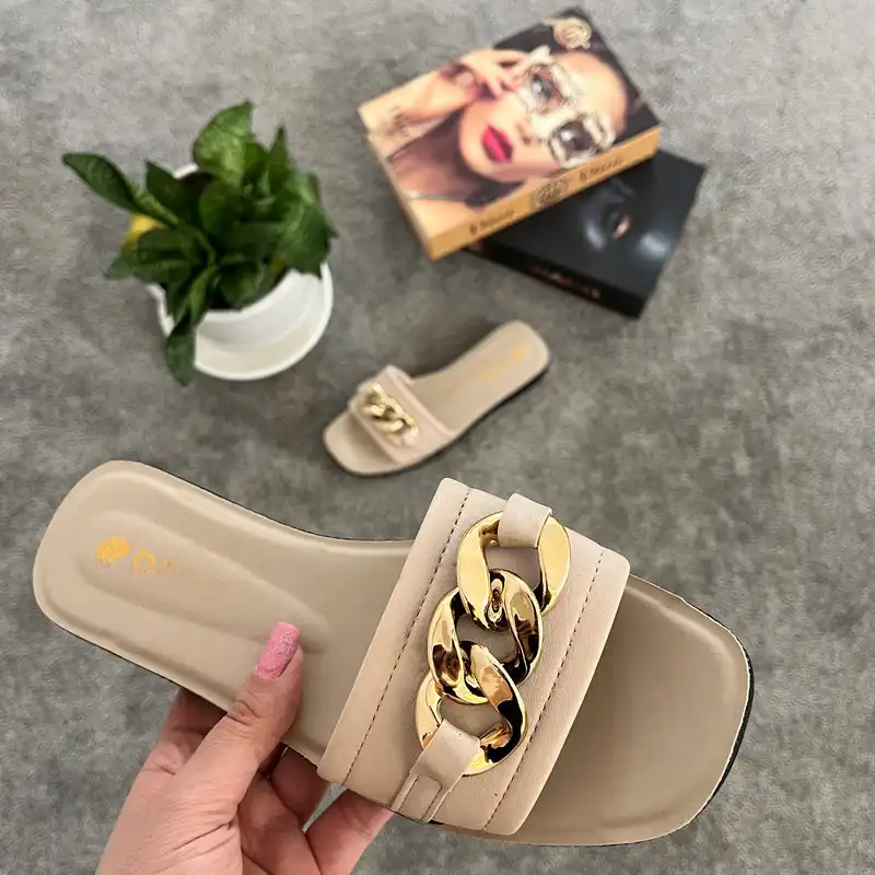 دمپایی زنانه پاپا مدل CR.2787