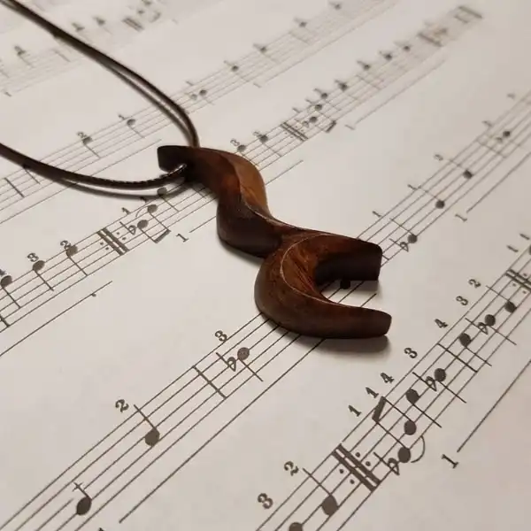 گردنبند مدل چوبی نت سکوت