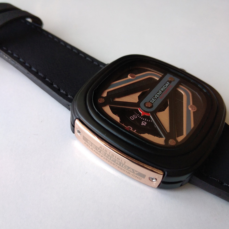 ساعت مچی عقربه ای پسرانه کد 220