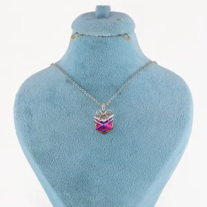 گردنبند زنانه مدل پاپیون کد ne432