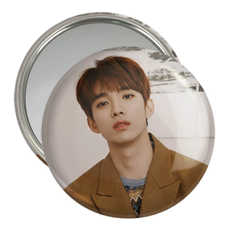 آینه جیبی خندالو مدل دی کی گروه سونتین Seventeen  کد 21543