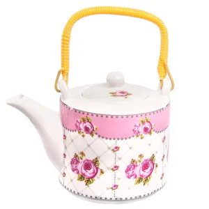 قوری پرانی مدل 18293