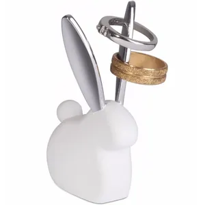 نگهدارنده انگشتر آمبرا مدل Bunny White
