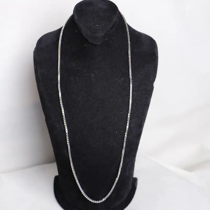 زنجیر نقره زنانه مدل ونزی کد NS068