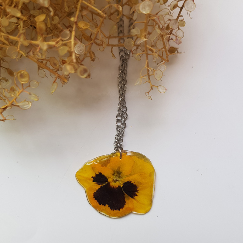 گردنبند دخترانه مدل گل بنفشه گردنبند دخترانه مدل گل بنفشه