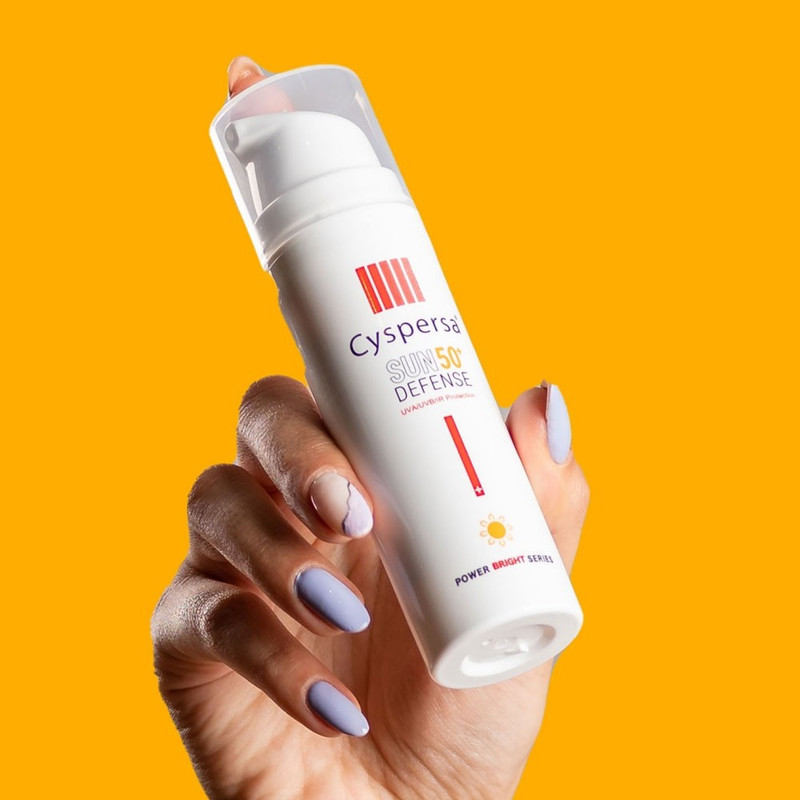 کرم ضدآفتاب بی‌رنگ سیسپرسا SPF50 مدل ضدلک مناسب برای انواع پوست، حجم 50 میلی‌لیتر