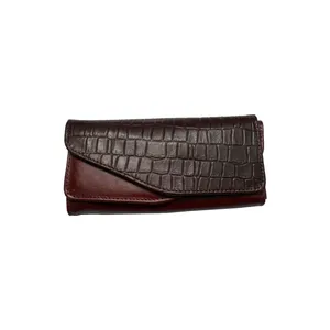 کیف پول زنانه مدل تمام چرم  PR122