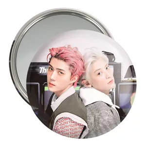 آینه جیبی خندالو مدل چانیول و سهون گروه اکسو EXO  کد 16863