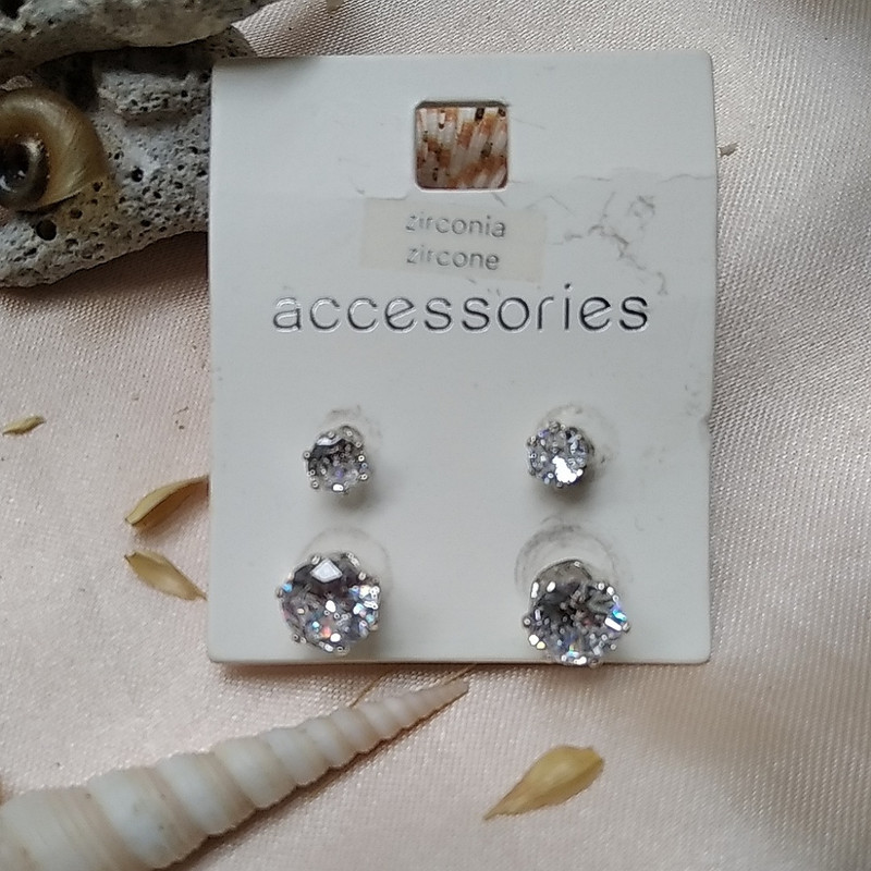 گوشواره زنانه اکسسورایز مدل نگینی کد  H56 مجموعه 2 عددی