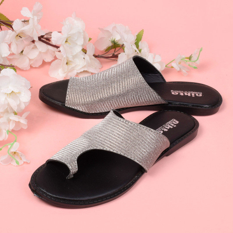 دمپایی لاانگشتی زنانه نیکتا مدل SLV.2581