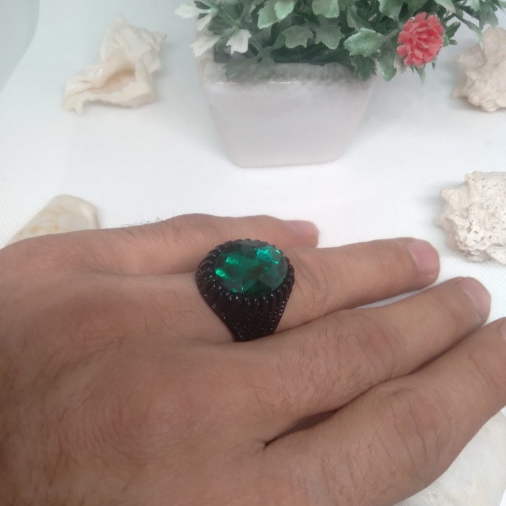 انگشتر مردانه مدل زمرد