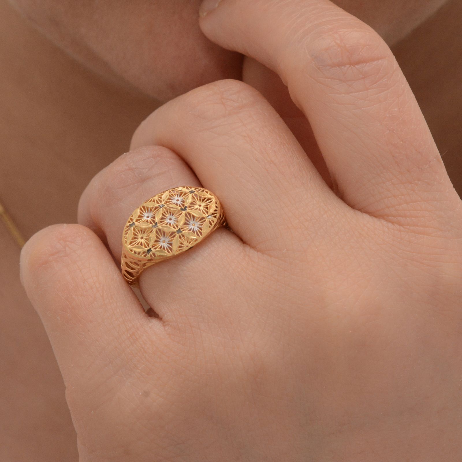 انگشتر طلا 18 عیار زنانه طلای مستجابی مدل آوا کد 054 -  - 2