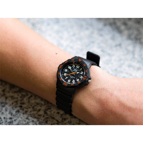 ساعت مچی عقربه ای بچگانه کیو اند کیو مدل vr19j08y ساعت مچی عقربه ای بچگانه کیو اند کیو مدل vr19j08y