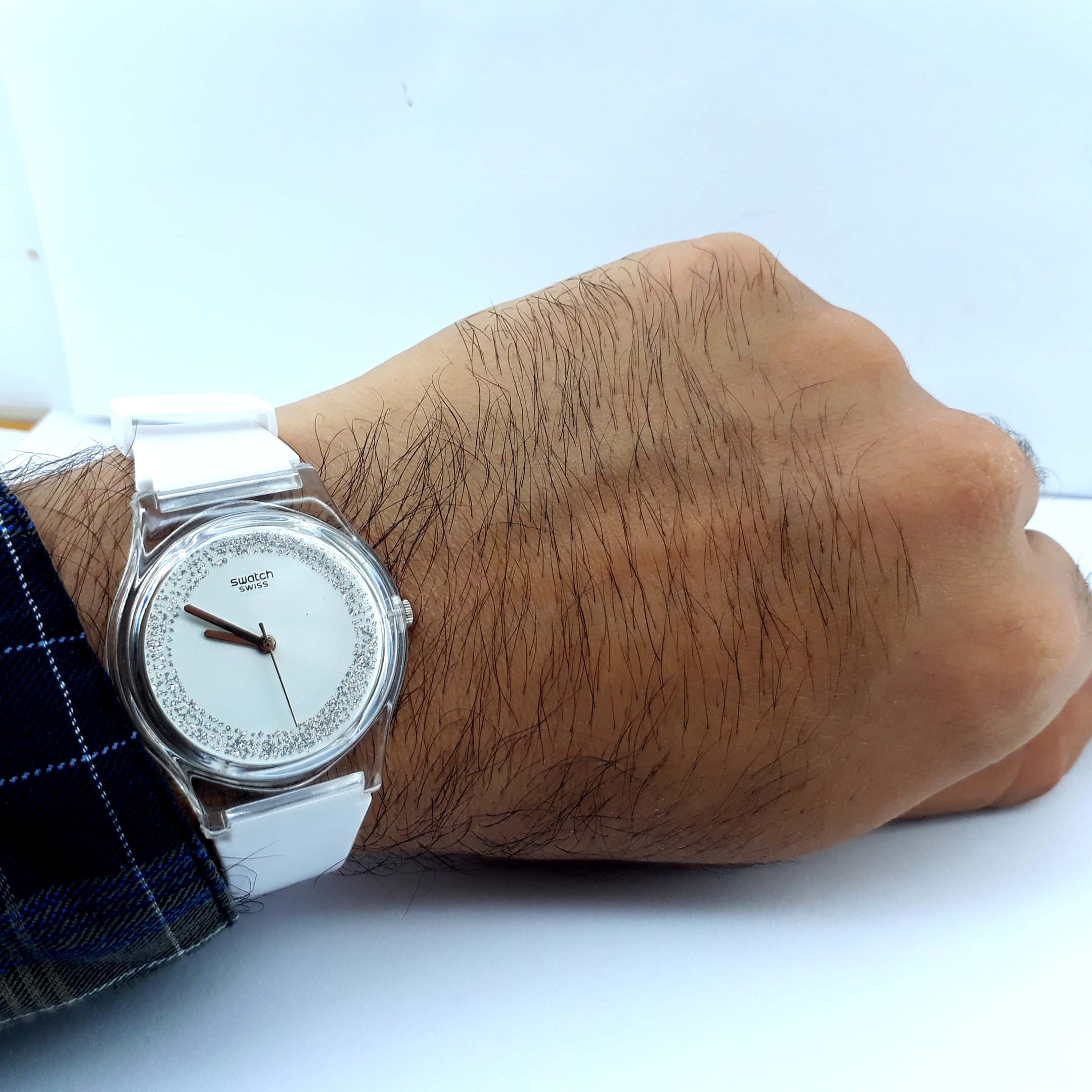 ساعت مچی عقربه ای دخترانه مدل شنی کد 1