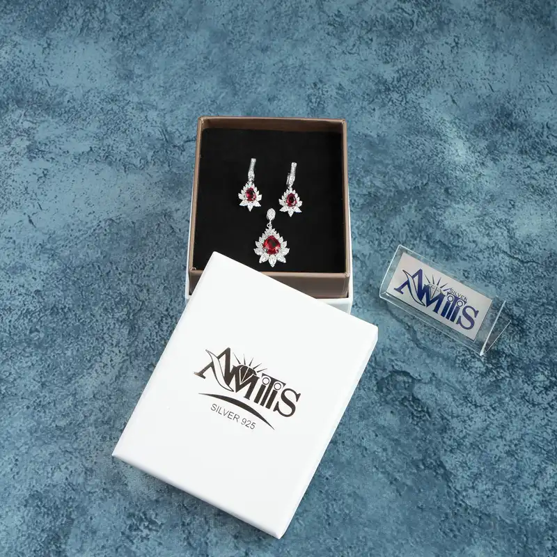 نیم ست نقره زنانه مدل یاقوت AMT-N214