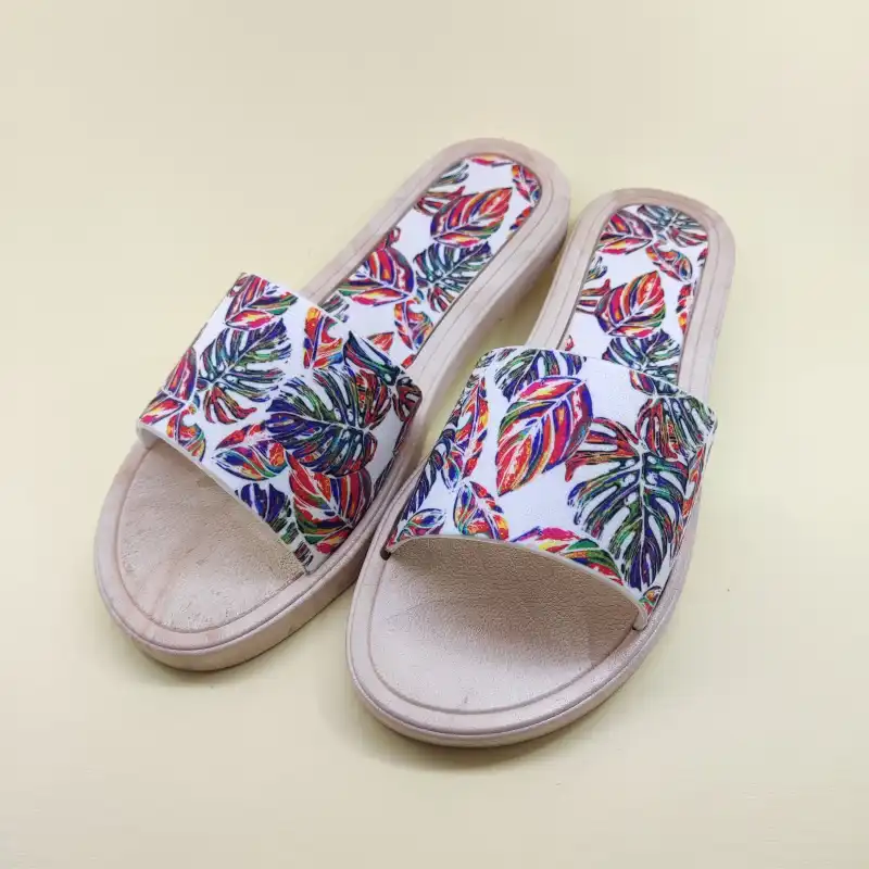 دمپایی زنانه مدل هاوایی 04