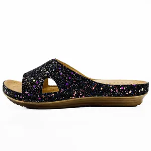 دمپایی زنانه آیسانا مدل نیکتا پوش کد Bk