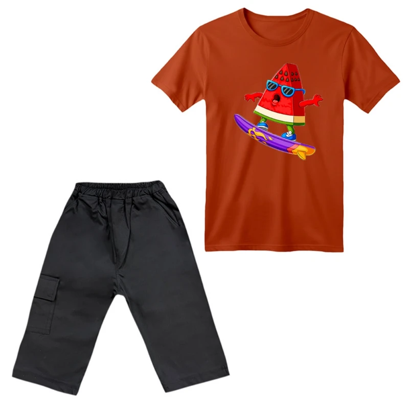 ست تی‌شرت آستین کوتاه و شلوارک پسرانه مدل هندوانه یلدایی کد 2