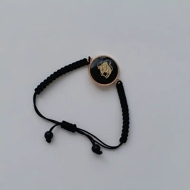 دستبند مدل ماه تولد اردیبهشت G26