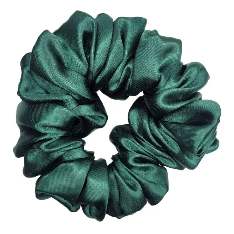 کلاه زنانه مدل ساتن به همراه چشم بند و کش مو