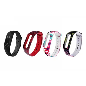 مچ بند تندرستی شیائومی مدل Mi Band 2 به همراه محافظ صفحه و بند سیلیکونی کد 99