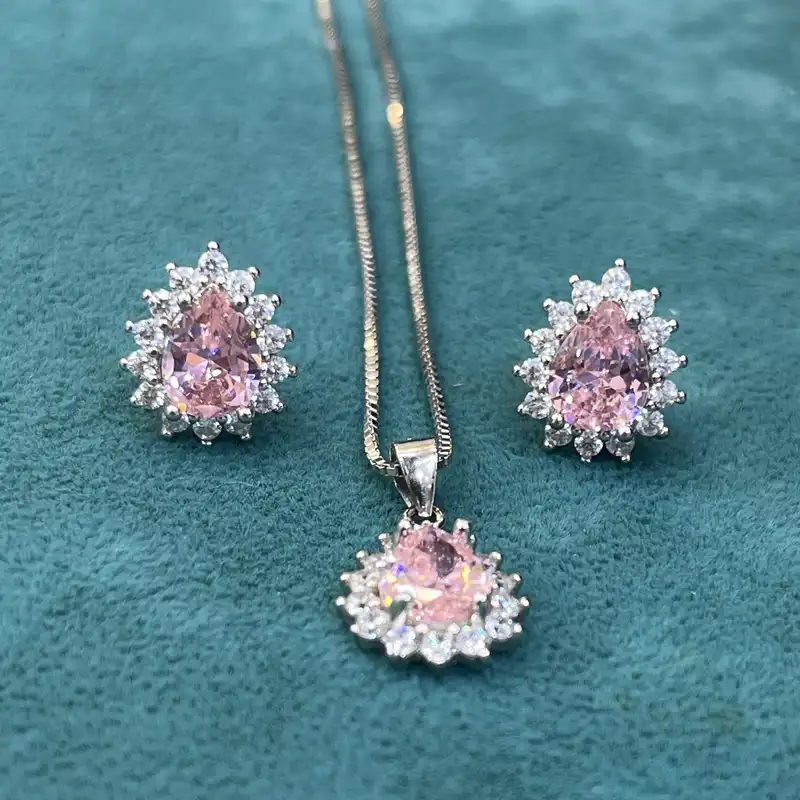 نیم ست نقره زنانه مدل سوپر لوکس جواهری مزین به نگین طرح رز کوارتز