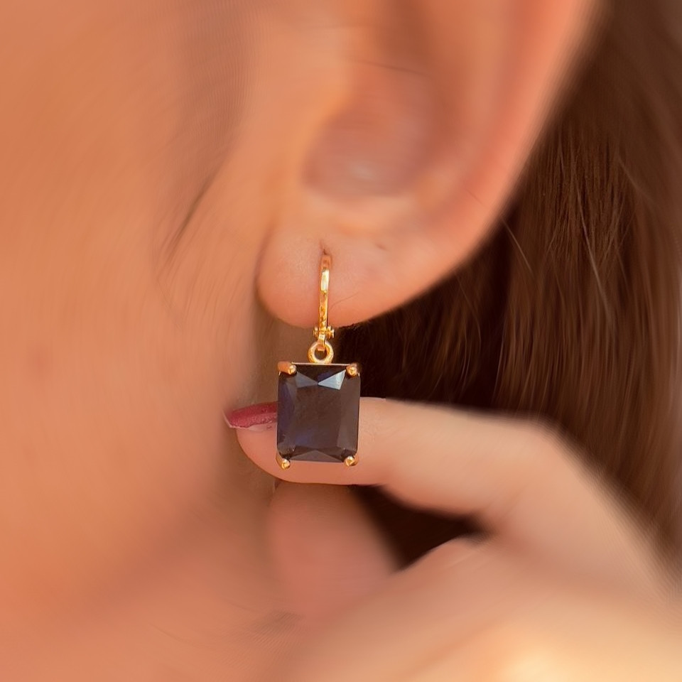 گوشواره زنانه وای اس ایکس مدل مربع نگینی گوشواره زنانه وای اس ایکس مدل مربع نگینی