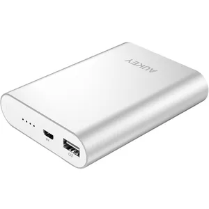 شارژر همراه آکی مدل PB-T1 با ظرفیت 10400 میلی آمپر ساعت