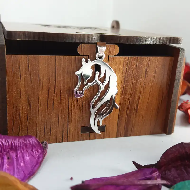 آویز گردنبند نقره زنانه مدل اسب
